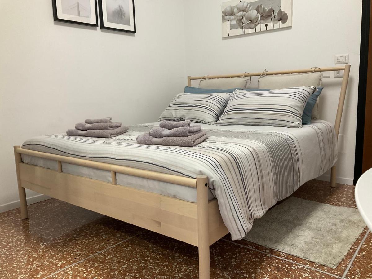 Studio 25 Apartment - Near Metro M3 Milano Dış mekan fotoğraf