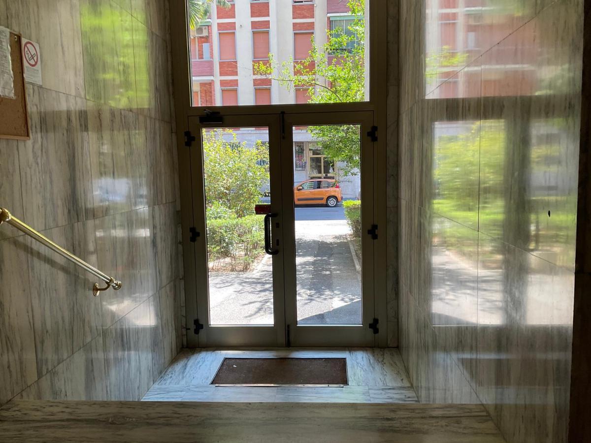 Studio 25 Apartment - Near Metro M3 Milano Dış mekan fotoğraf